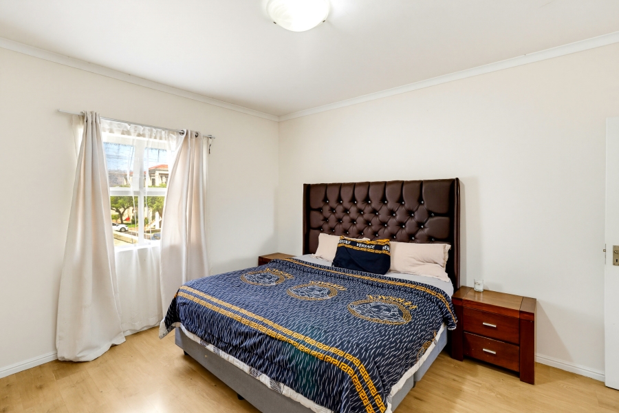 2 Bedroom Property for Sale in Heritage Park Western Cape